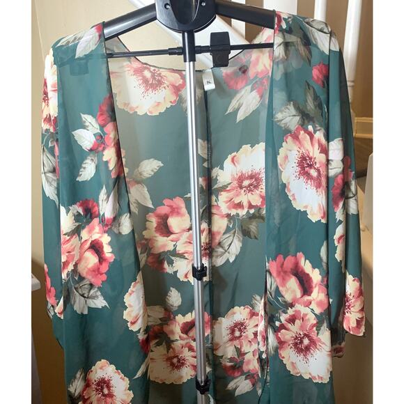 Lovely J Green Floral Kimono, Coverup Women's One size - Picture 2 of 5